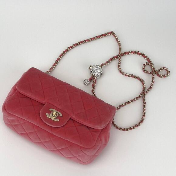 NWOT! Chanel pink velvet mini rectangle flap bag - Picture 7 of 8